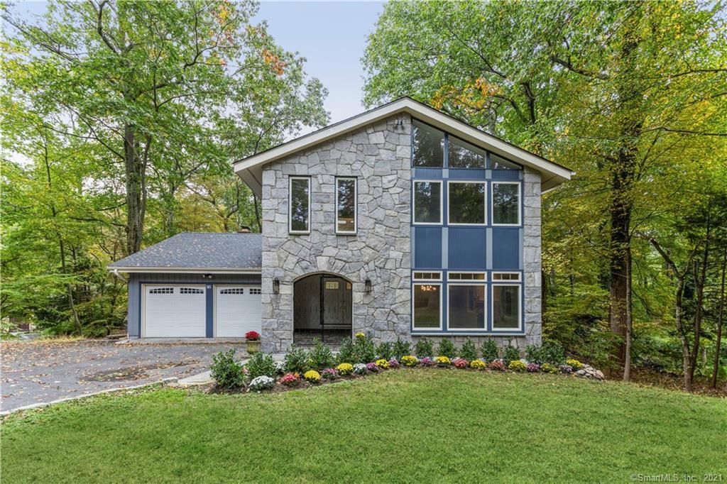 72 Hunting Ridge Rd, Stamford, CT 06903