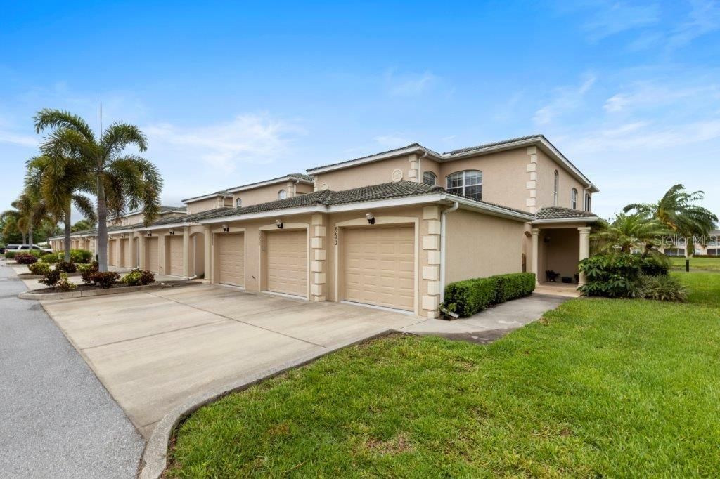 6652 7th Avenue Cir W, Bradenton, FL 34209 3 Bed, 2 Bath Condo For