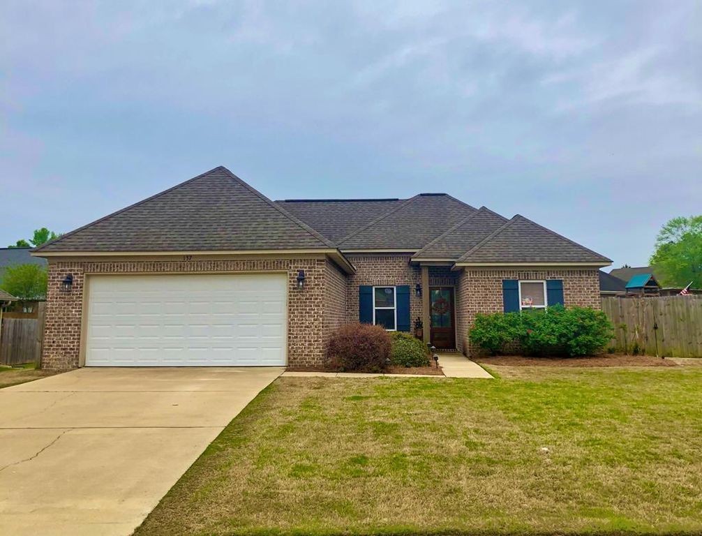 137 Cross Creek Dr, Oxford, MS 38655