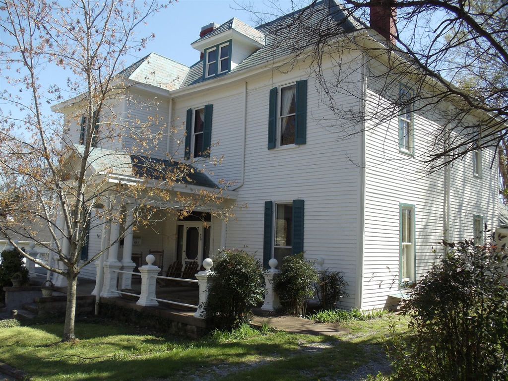 429 W Jefferson St, Pulaski, TN 7 Bed, 6 Bath SingleFamily Home 30 Photos Trulia