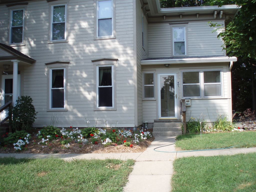 401 James St, Portland, MI - 3 Bed, 2 Bath Single-Family Home - 57