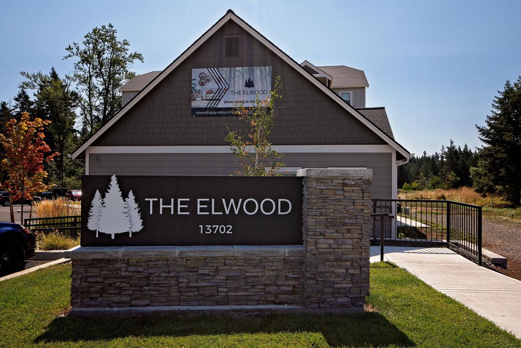 13702 SE 162nd Ave, Clackamas, OR 97015