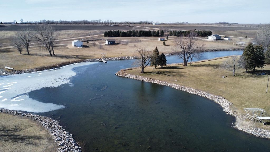 48122 Isaac Ln, Big Stone City, SD 57216 MLS 6501348 Trulia