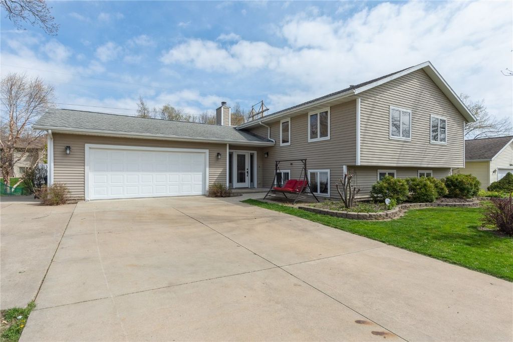 4012 Richland Dr NW, Cedar Rapids, IA 52405 Trulia