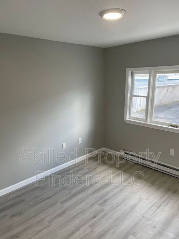 344-346 Pear St, Scranton, PA 18505