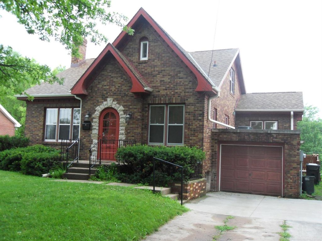 1802 Grand Ave, Keokuk, IA 52632 Trulia