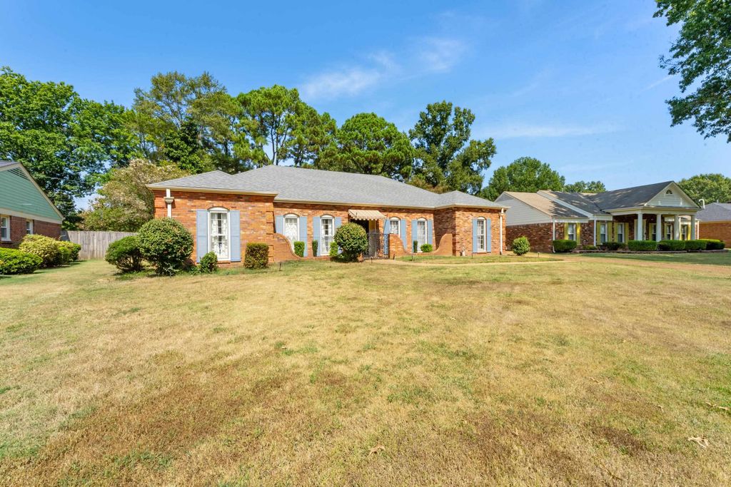 6536 Sulgrave Dr, Memphis, TN 38119