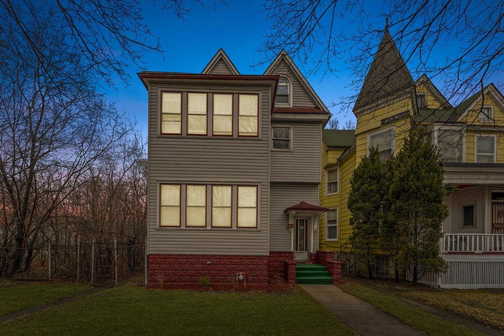 6554 S Stewart Ave, Chicago, IL 60621