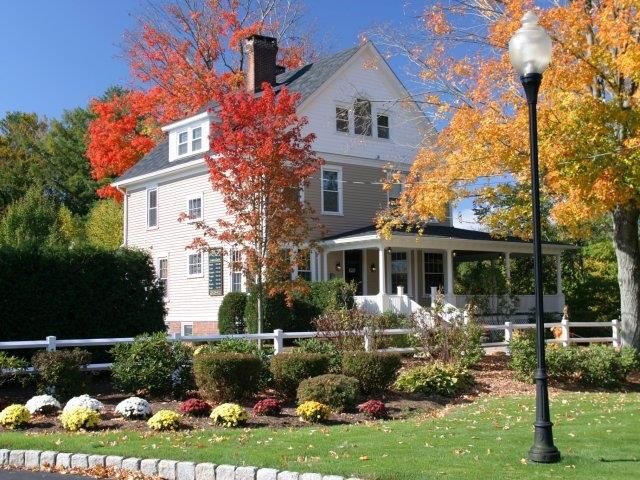 100 Avalon Haven Dr, North Haven, CT 06473