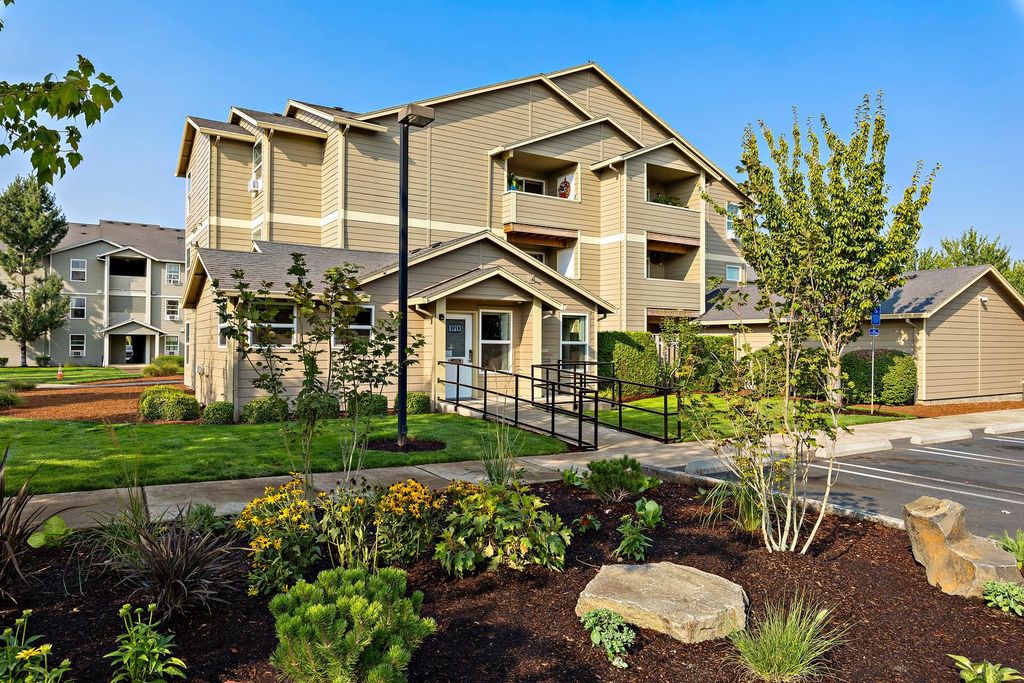 Cascade Meadow Woodburn, OR Trulia