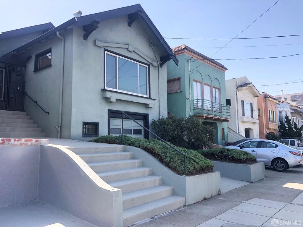 1396 Geneva Ave, San Francisco, CA 94112