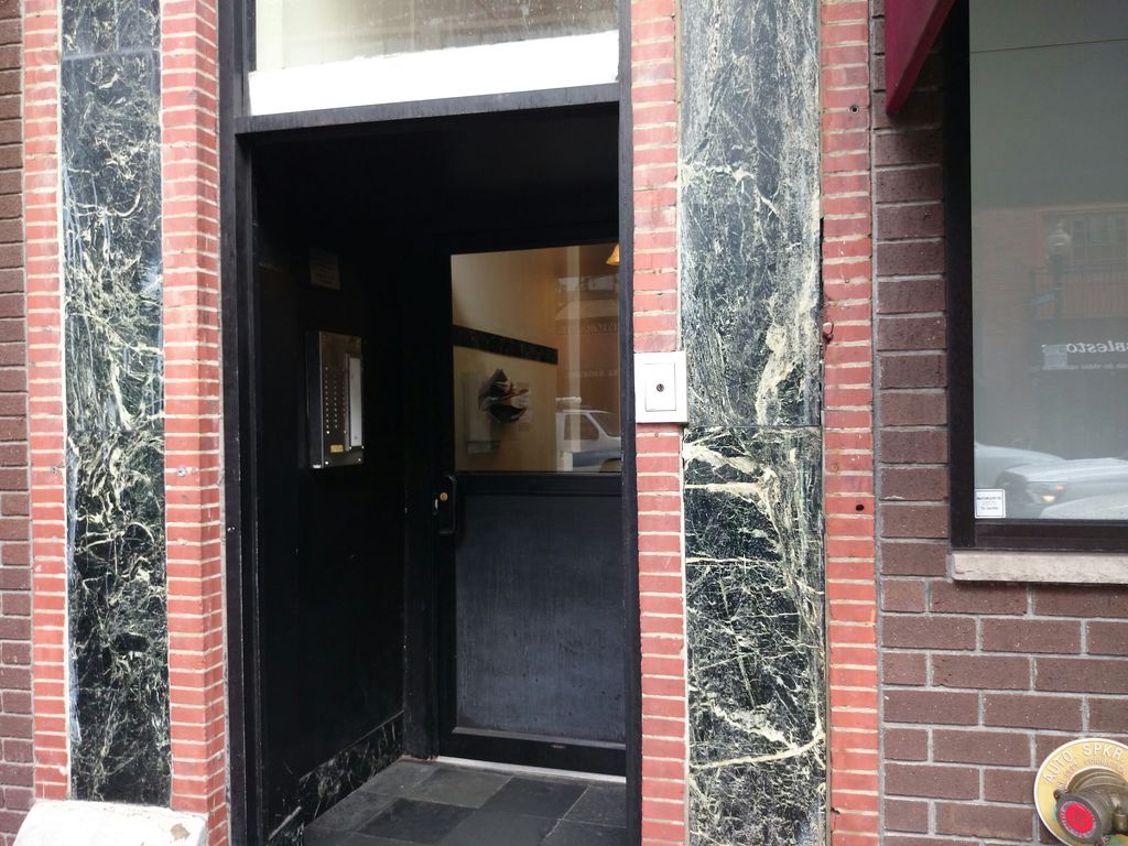 220 Hanover St #27, Boston, MA 02113