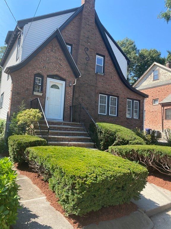 1103 Morton St, Mattapan, MA 02126