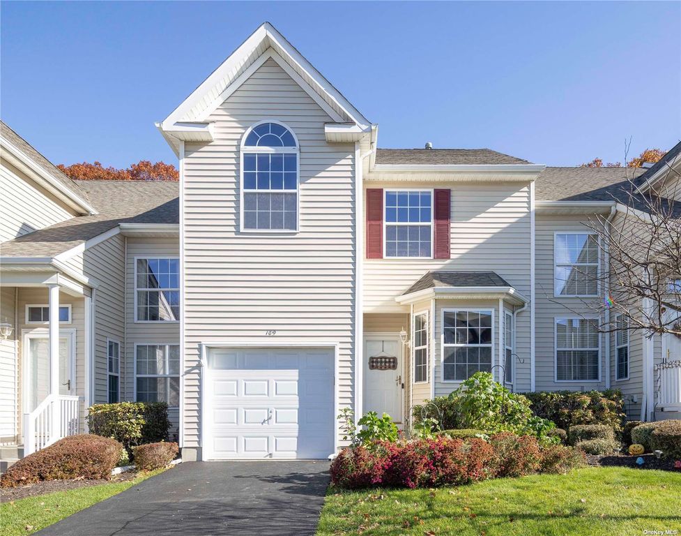 109 Kettles Lane UNIT 109, Medford, NY 11763 Trulia