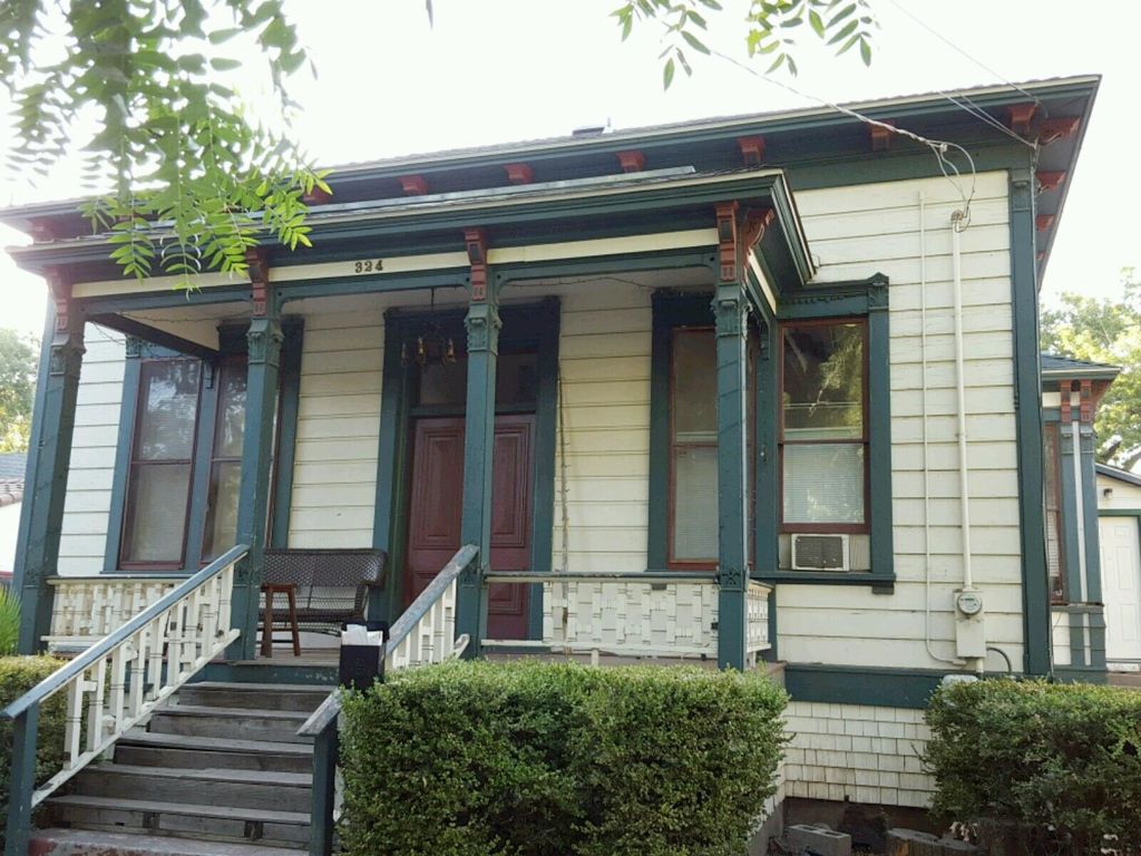 324 W 6th St, Chico, CA 95928