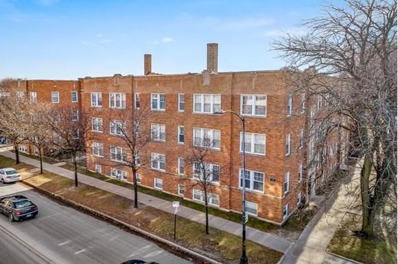 1825-39 W Foster Ave, Chicago, IL 60640