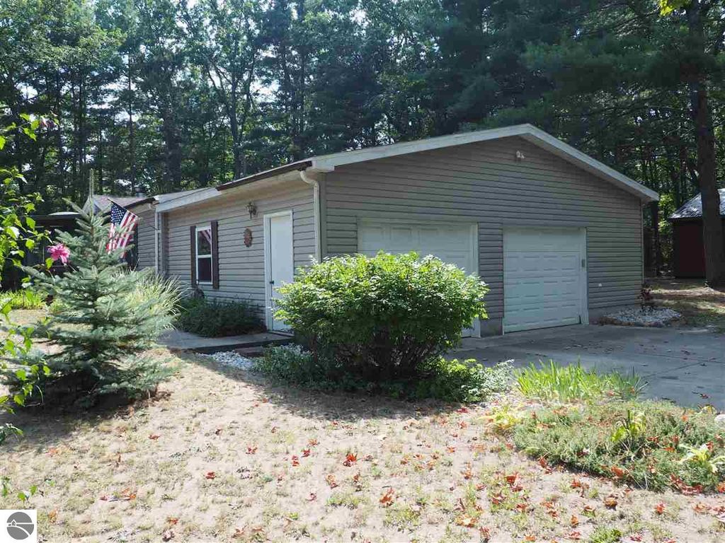 307 4th St, Fife Lake, MI 49633 Trulia