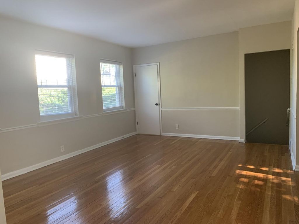 7136 Vernon Ave, Saint Louis, MO 63130