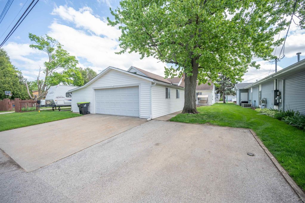 9932 Saginaw St, Reese, MI 48757 MLS 50142397 Trulia