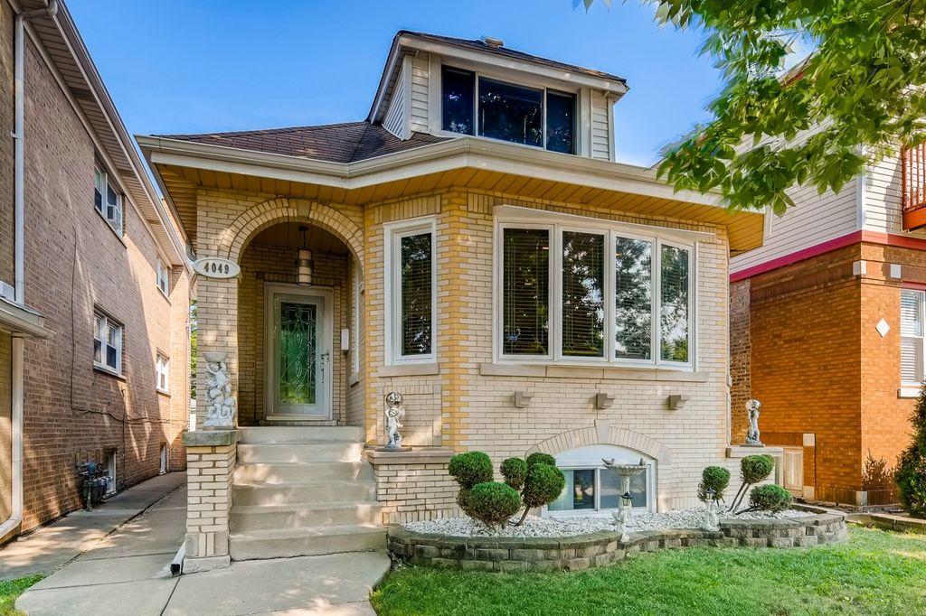 4049 N Austin Ave, Chicago, IL 60634