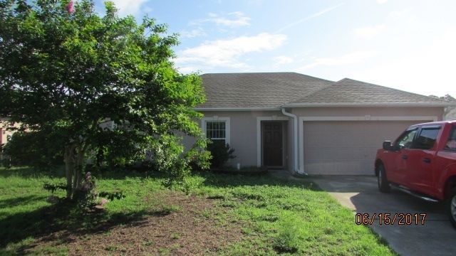 225 Pine Bluff Dr, Kingsland, GA 31548