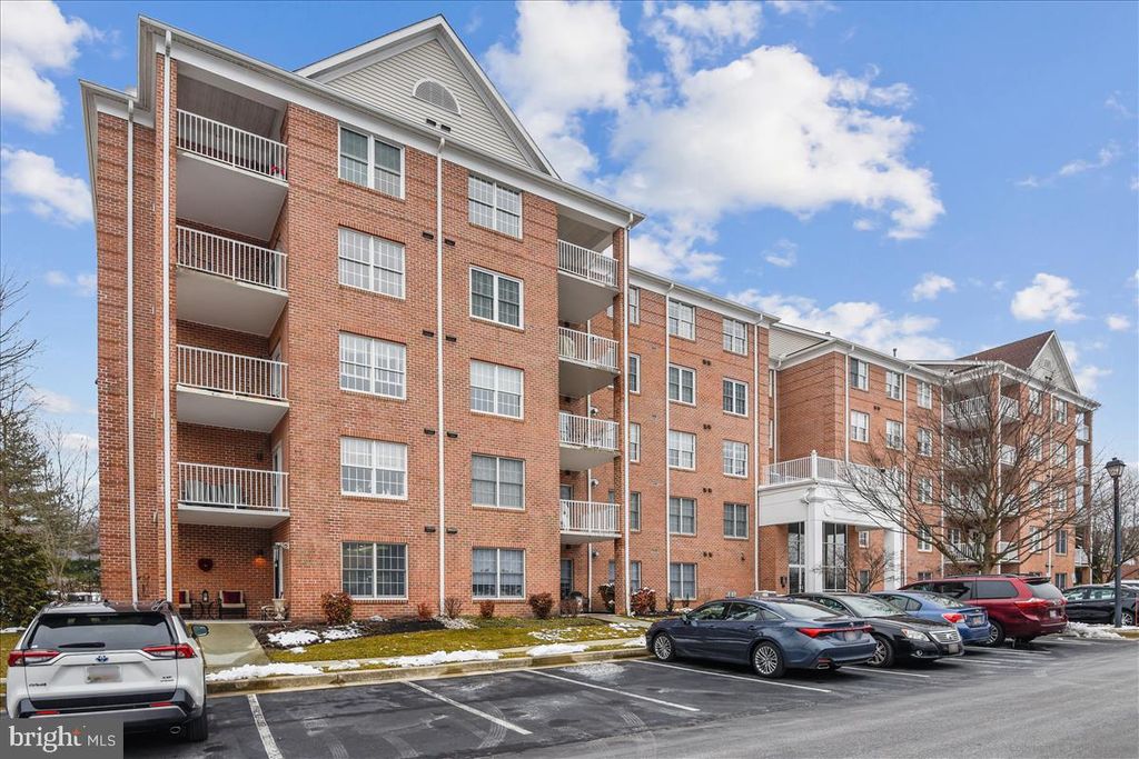 600 Straffan Dr #404, Lutherville Timonium, MD 21093