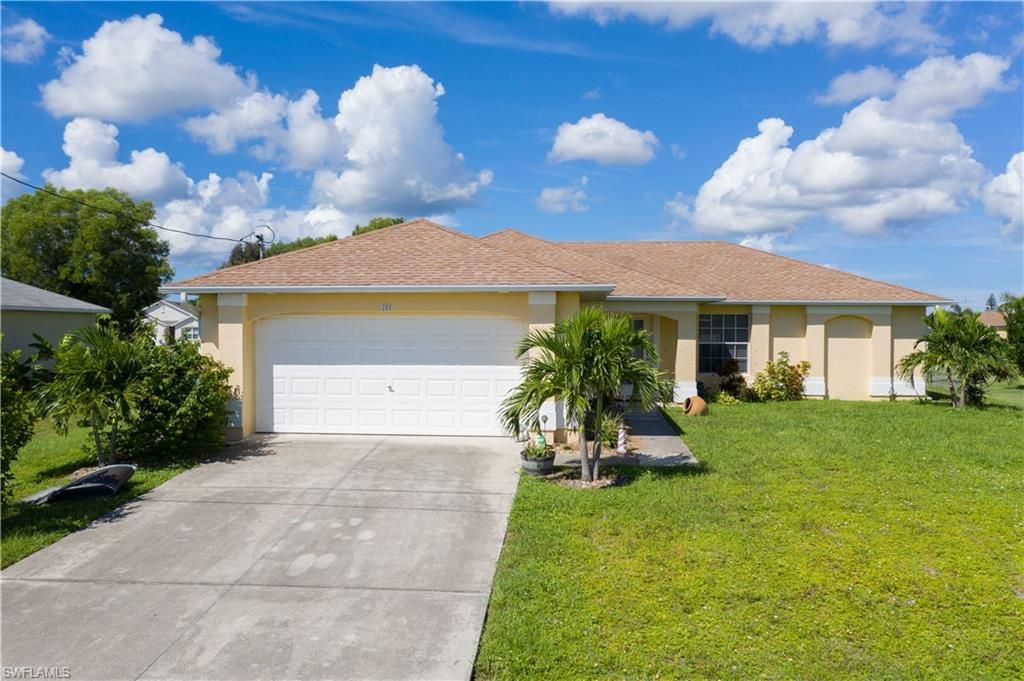 202 SW 10th Pl, Cape Coral, FL 33991