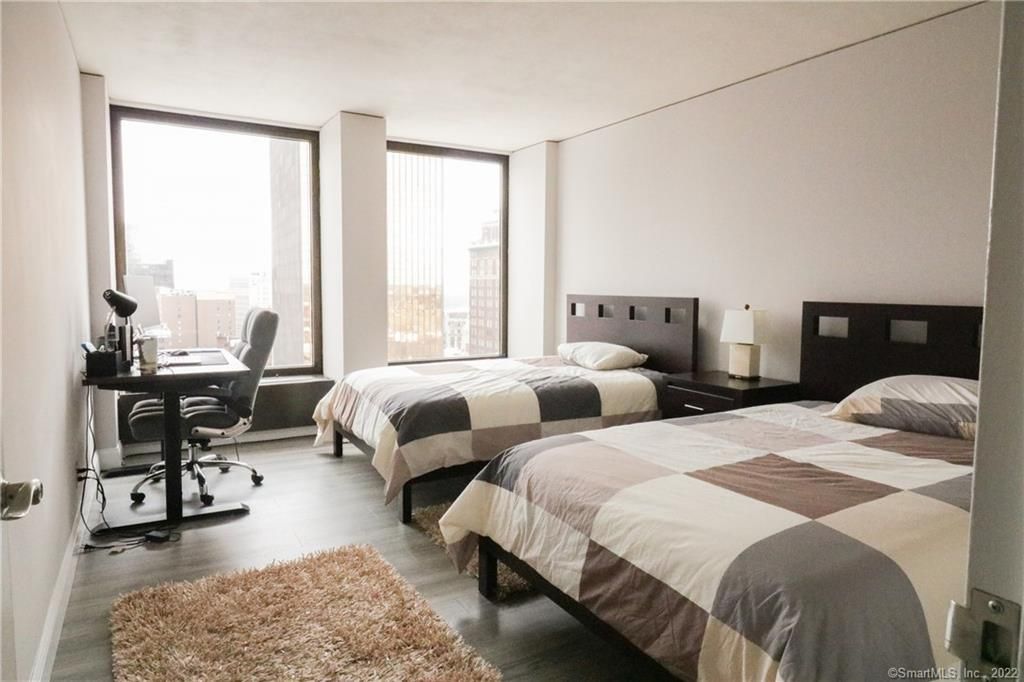 1 Gold St #20E, Hartford, CT 06103