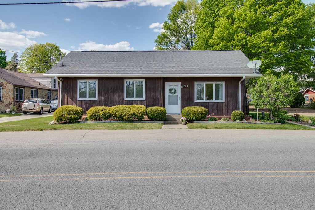 137 C Dr N, Ceresco, MI 49033 Trulia