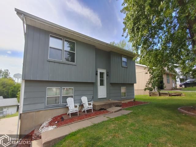 14 Crestview Dr, Keokuk, IA 52632