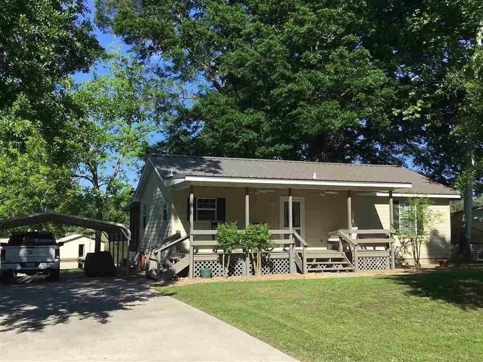 535 County Road 183, Carthage, TX 75633