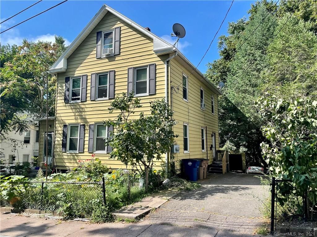 9 Woodland St, Vernon, CT 06066