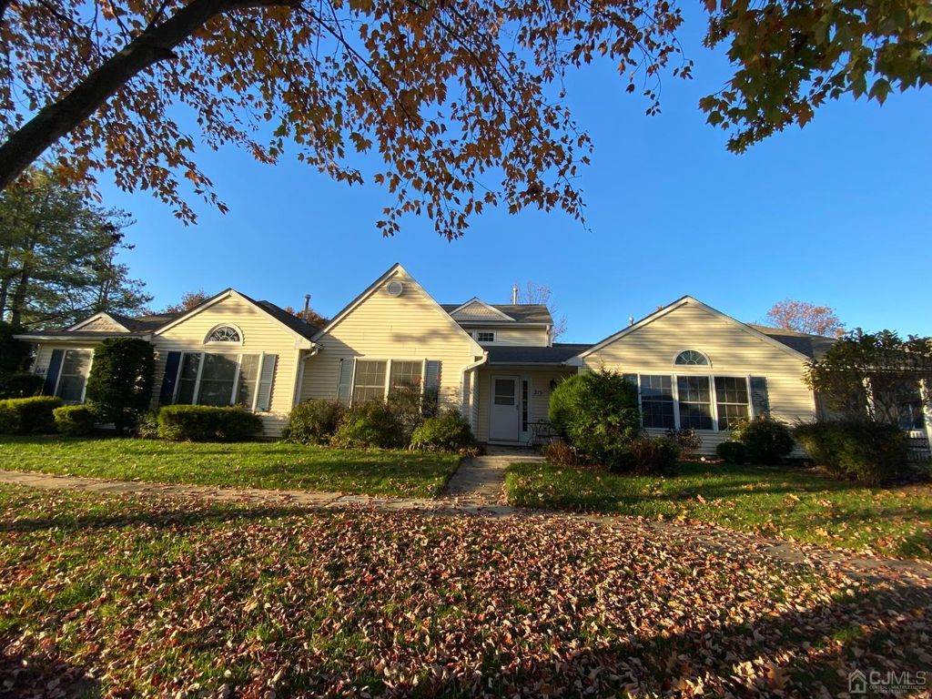 215 N Pondview Blvd, Monroe Township, NJ 08831 Trulia