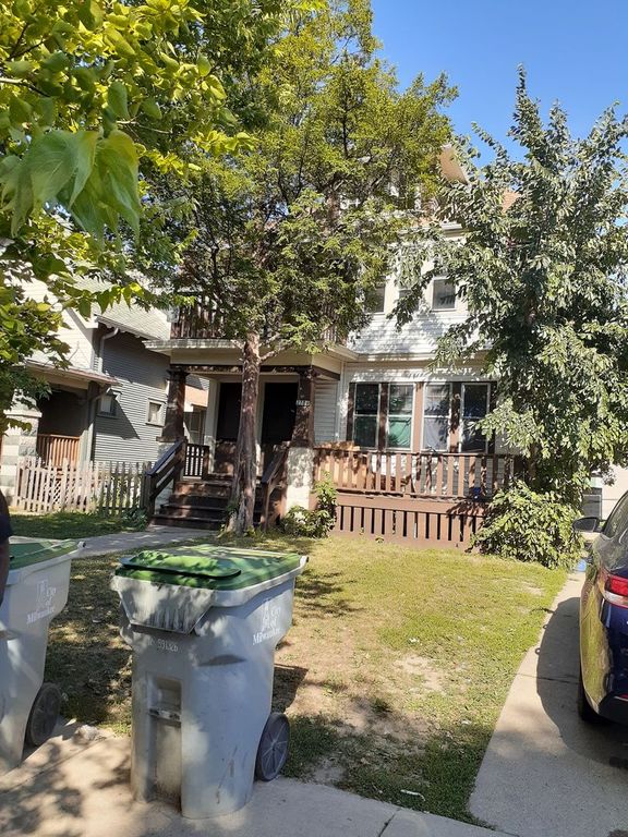 2706 N  39th St, Milwaukee, WI 53210