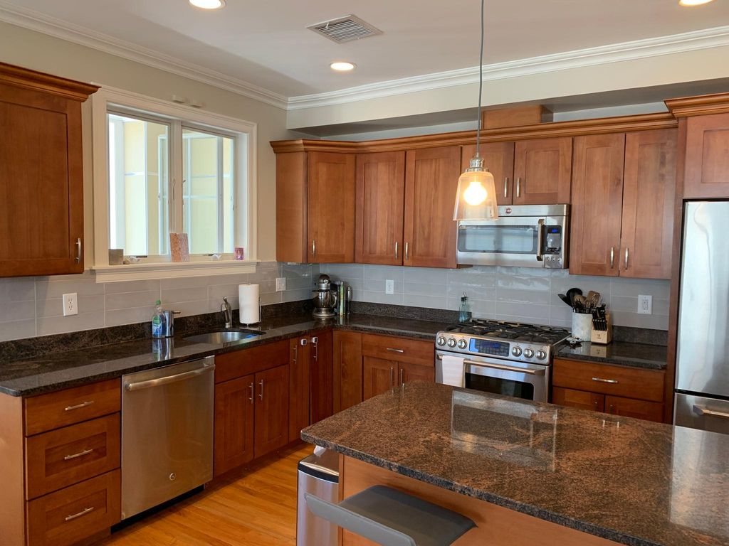 45 Endicott Ave #5, Somerville, MA 02144
