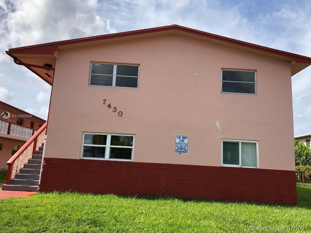 7430 SW 10th St #101D, North Lauderdale, FL 33068