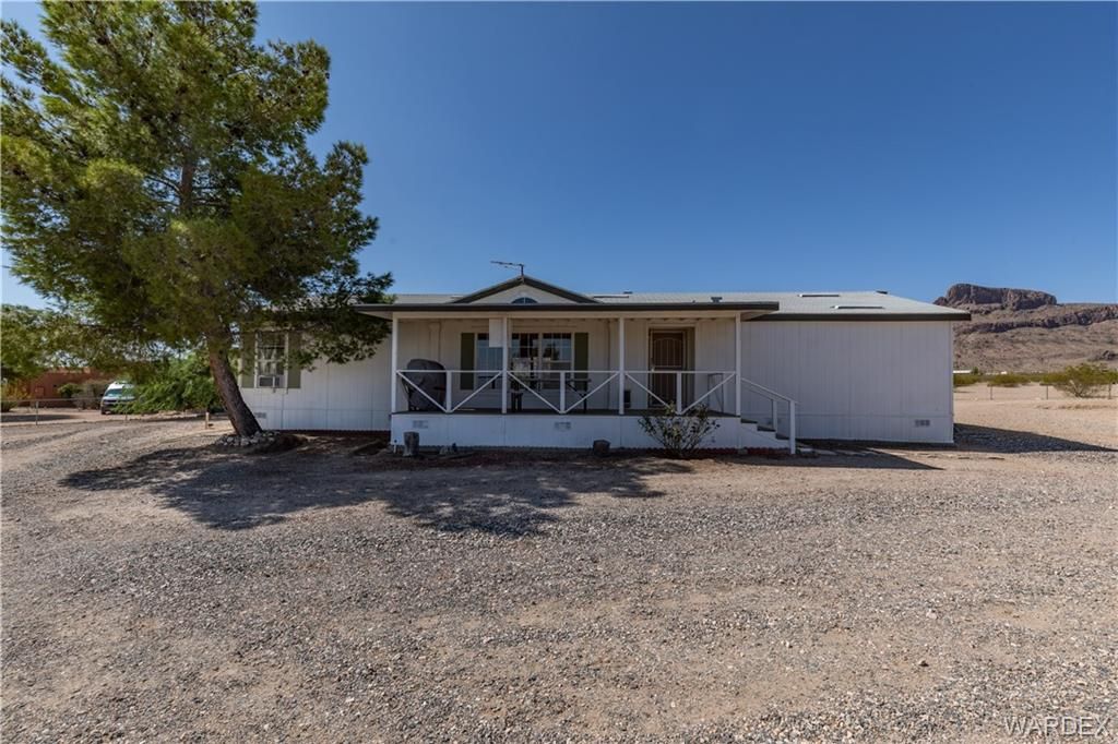 2161 S Egar Rd, Golden Valley, AZ 86413 3 Bed, 2 Bath Mobile