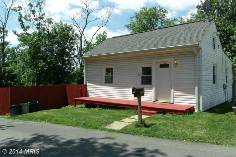 3900 Glenrose Ave, Baltimore, MD 21227