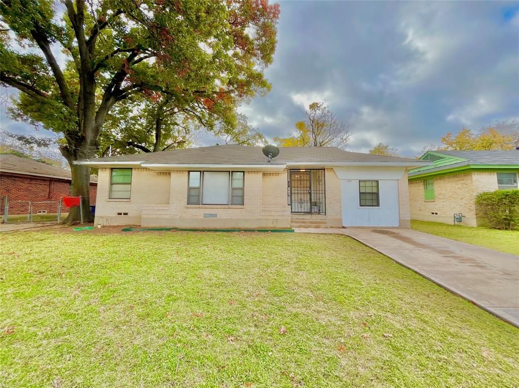 1380 E Pentagon Pkwy, Dallas, TX 75216