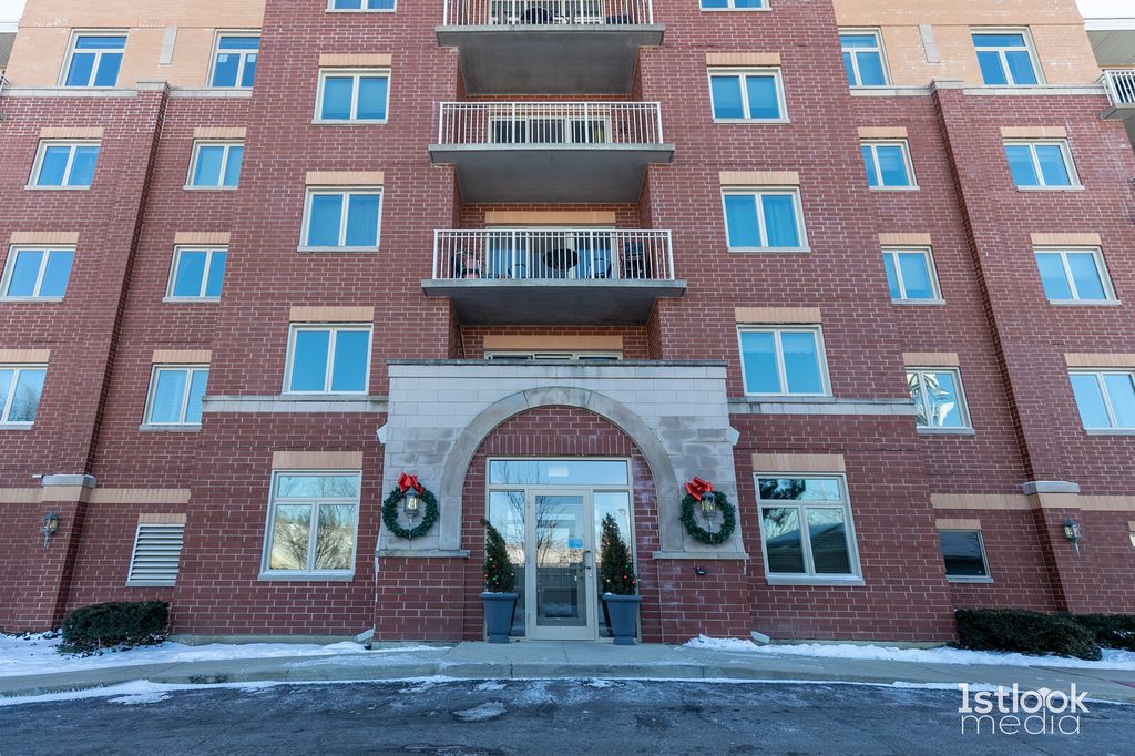 500 E Saint Charles Rd #307, Lombard, IL 60148