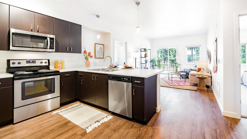 12535 Bridgeport Way SW, Lakewood, WA 98499