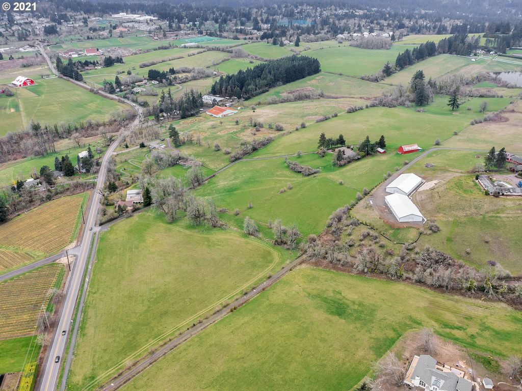 445 S Rosemont Rd, West Linn, OR 97068