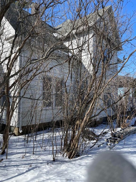 1102 Iowa St, Dysart, IA 52224 Trulia