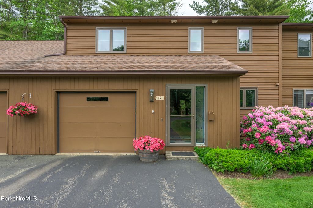 19 Cynthia Ln, Pittsfield, MA 01201 MLS 243539 Trulia