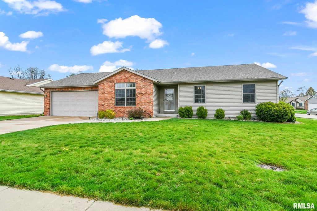 504 Willows Ave, Chatham, IL 62629 Trulia