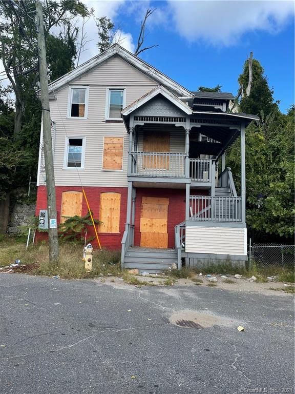 36 French St, Waterbury, CT 06702