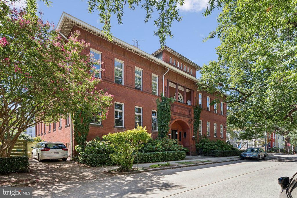 111 Quincy Pl NE #3, Washington, DC 20002