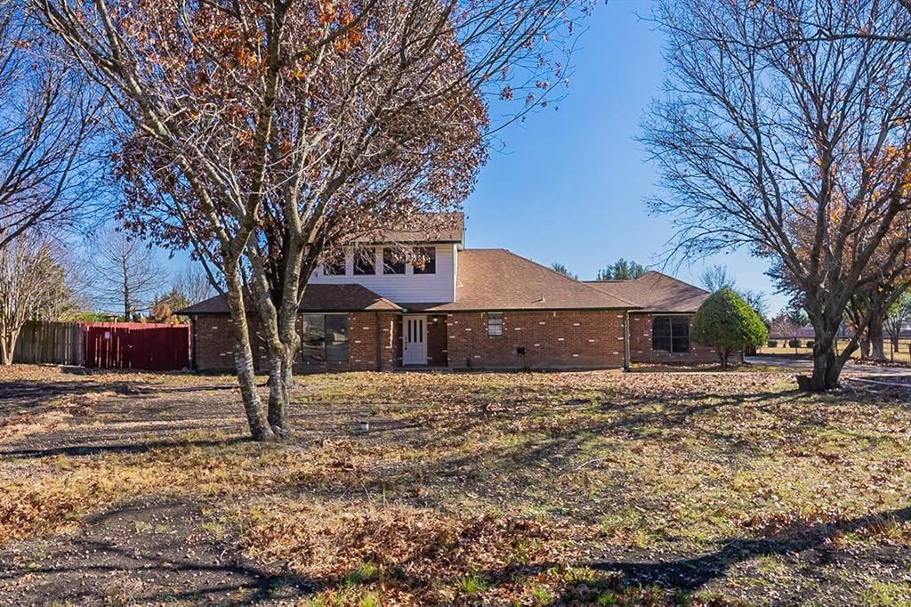 2614 Lake Ridge Rd, Glenn Heights, TX 75154