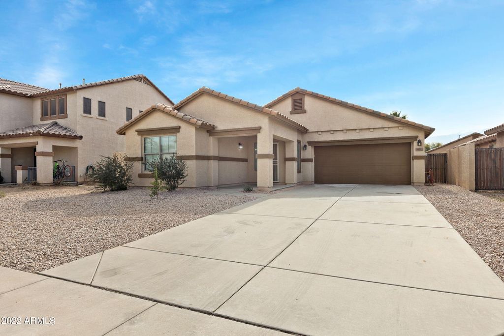 601 E Press Rd, Queen Creek, AZ 85140