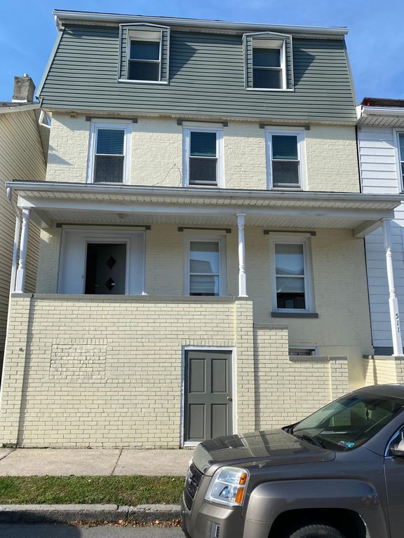 511 Mulberry St #A, Hollidaysburg, PA 16648